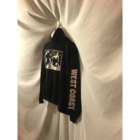 Unbranded Vtg Hip Hop Biggie vs Tupac East Coast vs West Coast Pullover Hoodie - Picture 6 of 8